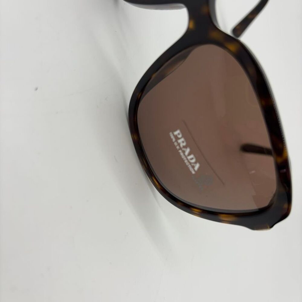 Prada Oversize Sunglass With Case - Picture 7 of 7